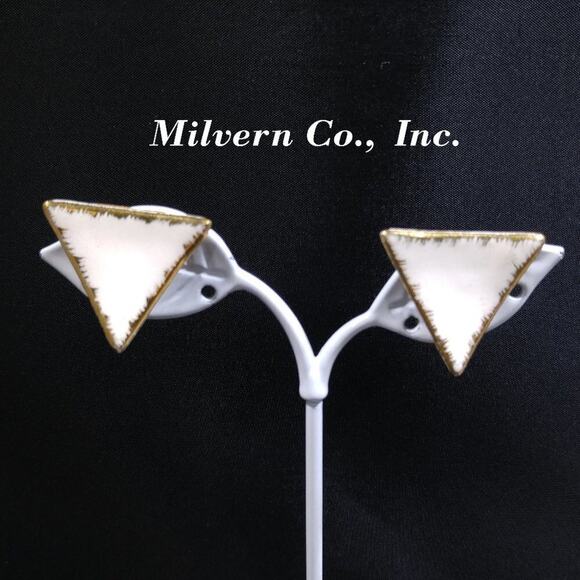 1950s Porcelain Gold Rimmed White Triangle Clip Earrings, Signed Milvern Co - Picture 1 of 9